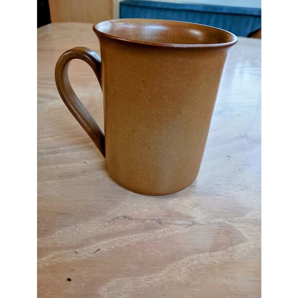 Arisda Elephant Design Beige Stoneware Mug 4" Tall - Picture 3 of 7
